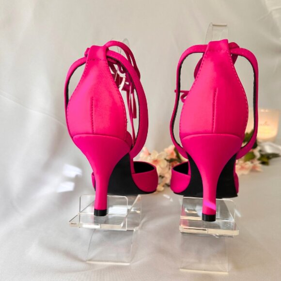 Pretty in HOT Pink Lace-Up Low Heels NWB - Picture 7 of 9